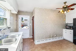 2503 Bauernschmidt Dr, Essex, MD 21221 - Photo 17