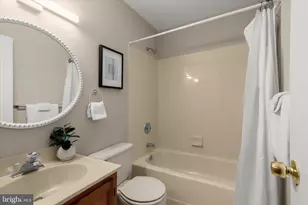 23 Bartley Ct, Baltimore, MD 21236 - Photo 17