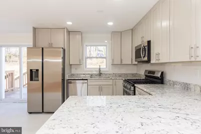 5510 Daybreak Terrace, Baltimore, MD 21206 - Photo 9