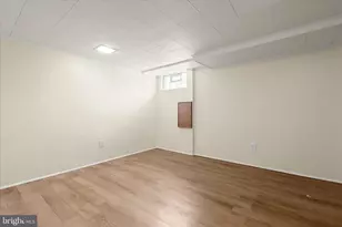 8307 Ridgely Oak Rd, Baltimore, MD 21234 - Photo 23