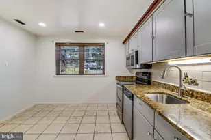 21 Tallow Ct, Baltimore, MD 21244 - Photo 13