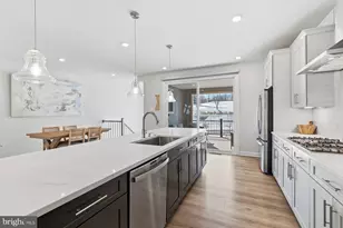 241 Hickory Holw Ct, Cockeysville, MD 21030 - Photo 19