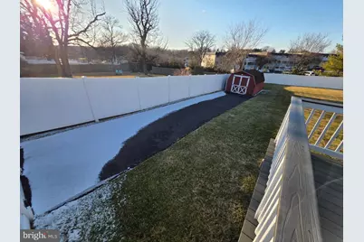 7928 Rolling View Avenue, Baltimore, MD 21236 - Photo 9