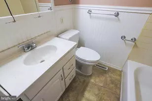 1305 Delvale Ave, Baltimore, MD 21222 - Photo 21