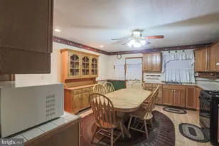 1305 Delvale Ave, Baltimore, MD 21222 - Photo 9