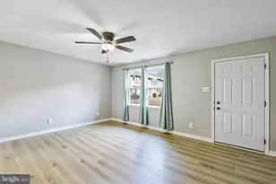 9234 Woodcreek Ct, Parkville, MD 21234 - Photo 3