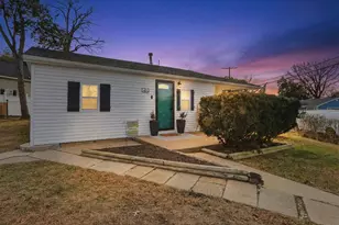 21 Dogwood Dr, Middle River, MD 21220 - Photo 1