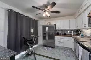 3859 Twin Lakes Ct, Baltimore, MD 21244 - Photo 5