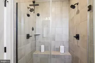 13709 Hunt Valley Ct, Cockeysville, MD 21030 - Photo 17