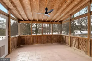 609 Stevenson Ln, Baltimore, MD 21286 - Photo 15