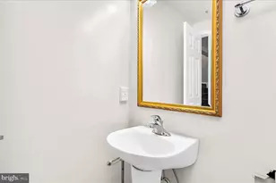 2009 Heritage Dr, Baltimore, MD 21209 - Photo 23