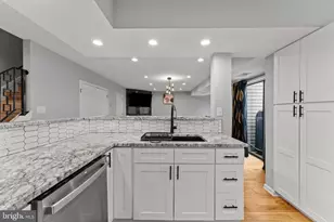 8001 Greenspring Way, Owings Mills, MD 21117 - Photo 9