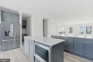 1715 Water Xing Rd, Baltimore, MD 21208 - Photo 11