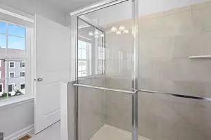 5050 Silver Oak Dr, Rosedale, MD 21237 - Photo 21