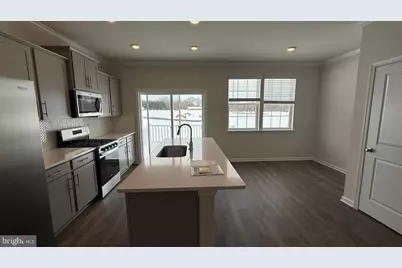 5042 Silver Oak, Rosedale, MD 21237 - Photo 7