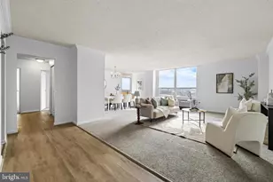 205 E Joppa Rd, Towson, MD 21286 - Photo 9