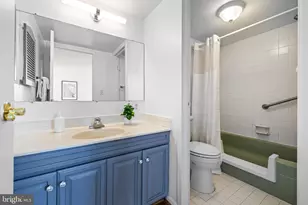 205 E Joppa Rd, Towson, MD 21286 - Photo 25