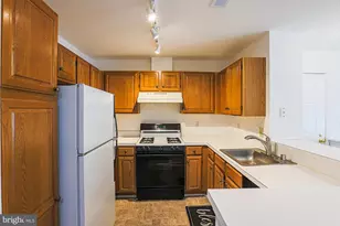 5227 Wagon Shed Cir, Owings Mills, MD 21117 - Photo 7