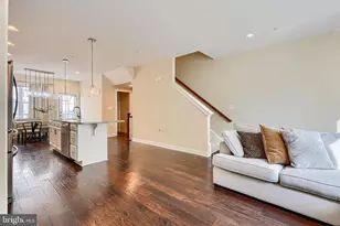 305 Davage Ln, Towson, MD 21286 - Photo 9