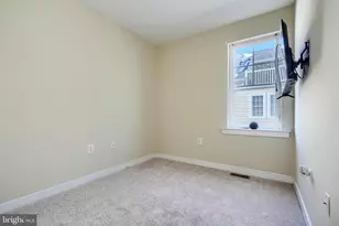 305 Davage Ln, Towson, MD 21286 - Photo 21