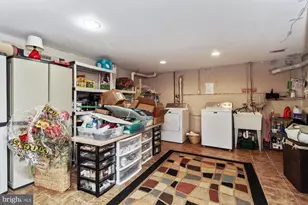 1002 Dunblane Rd, Towson, MD 21286 - Photo 55