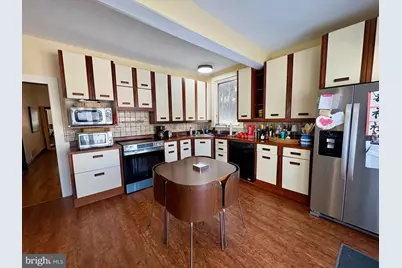 34 Burke Avenue E, Baltimore, MD 21286 - Photo 9