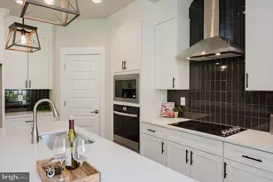 530 Edgar Ave, Essex, MD 21221 - Photo 11