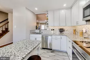 35 Wellspring Cir, Owings Mills, MD 21117 - Photo 3