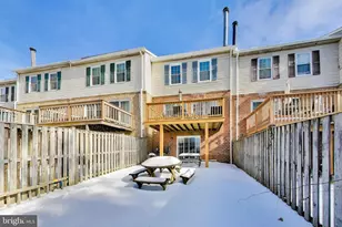 35 Wellspring Cir, Owings Mills, MD 21117 - Photo 13