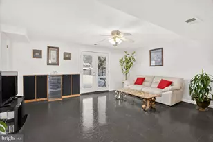 9713 Mendoza Rd, Randallstown, MD 21133 - Photo 7