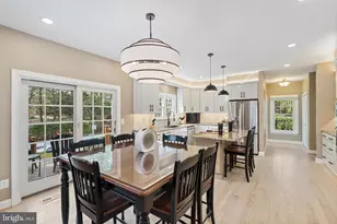 11 Hemlock Ct, Cockeysville, MD 21030 - Photo 7