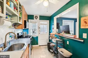 4 Enjay Ave, Catonsville, MD 21228 - Photo 9