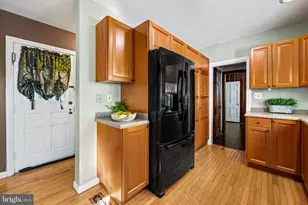 3022 Dunglow Rd, Baltimore, MD 21222 - Photo 11