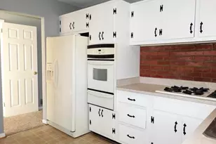 5934 Central Ave, Baltimore, MD 21207 - Photo 9