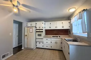 5934 Central Ave, Baltimore, MD 21207 - Photo 7