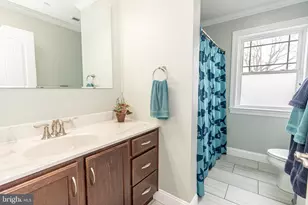 9031 Hinton Ave, Baltimore, MD 21219 - Photo 17