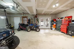 9031 Hinton Ave, Baltimore, MD 21219 - Photo 29