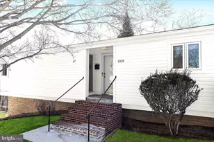 1009 Flagtree Ln, Baltimore, MD 21208 - Photo 1