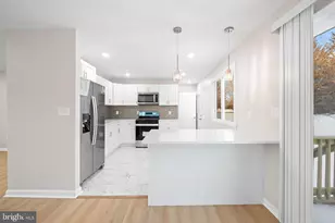 8105 Candle Ln, Baltimore, MD 21237 - Photo 15