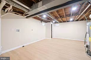 8105 Candle Ln, Baltimore, MD 21237 - Photo 31