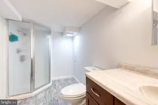 958 Middleborough Rd, Essex, MD 21221 - Photo 21