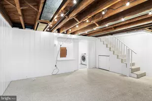 121 Hopkins Rd, Baltimore, MD 21212 - Photo 17