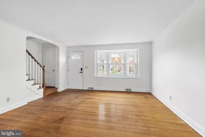 121 Hopkins Road, Baltimore, MD 21212 - Photo 3