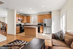 9713 Luguna Rd, Baltimore, MD 21220 - Photo 7