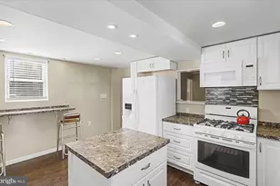 2707 Sparrows Point Rd, Baltimore, MD 21219 - Photo 11