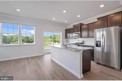 8390 Dieter Dr, Rosedale, MD 21237 - Photo 5