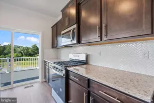8390 Dieter Dr, Rosedale, MD 21237 - Photo 7