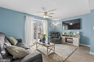 29 Stillwood Cir, Baltimore, MD 21236 - Photo 9