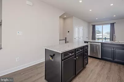 1920 Four Roses St, Baltimore, MD 21222 - Photo 9