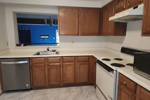 8130 Township Dr, Owings Mills, MD 21117 - Photo 3